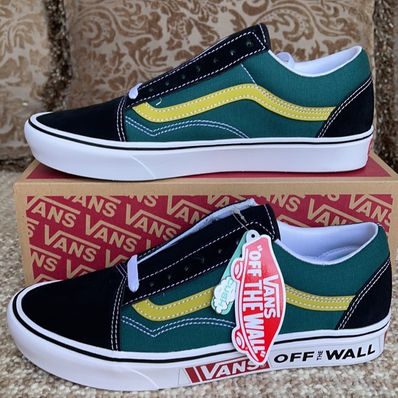 Vans Comfycush Old Skool Ftr Strd/Black/Trwht WMNS - Picture 3 of 16